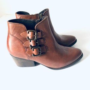 Krbonell brown leather ankle booties 7.5